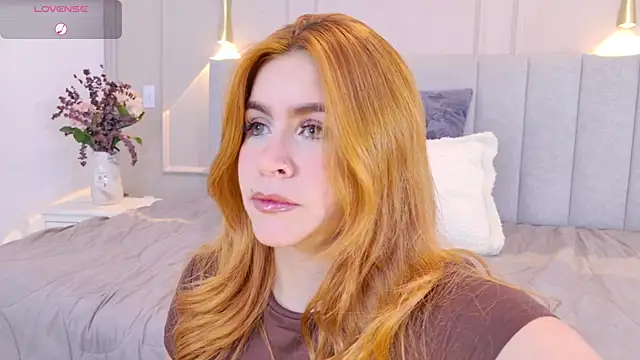 april_rousse webcam