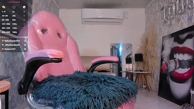 V_suckscock webcam