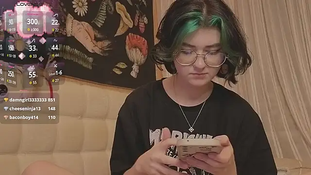 Miko_Meow webcam