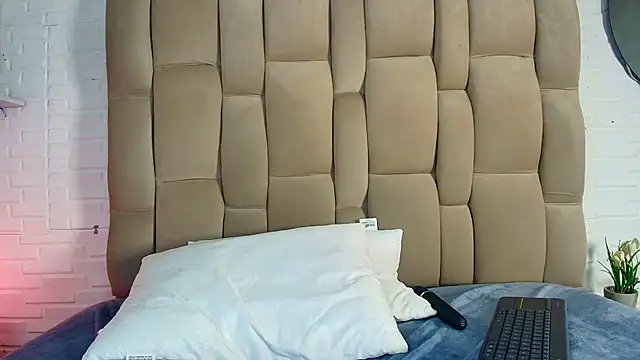 Kristin_Ramirez webcam