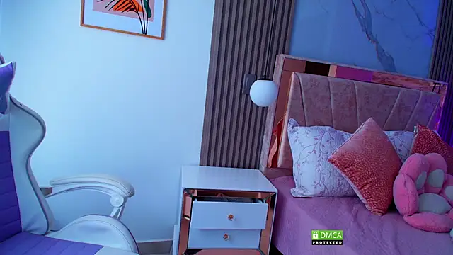 luna_jonezz webcam
