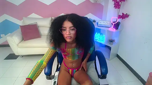 adisson_petite1 webcam