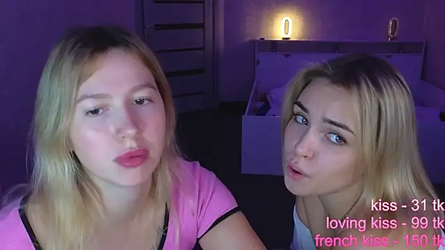 stefany_and_bettany webcam
