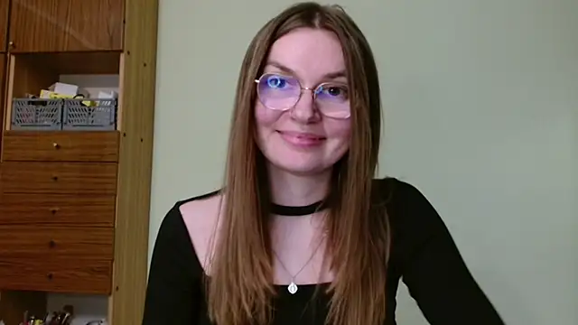 LooveELLYx webcam