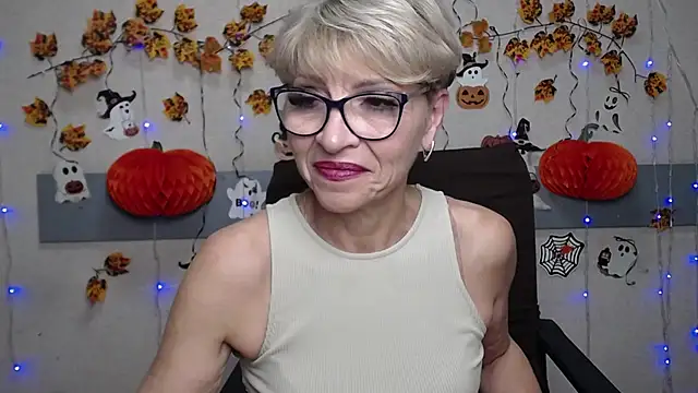 EllaBonito webcam