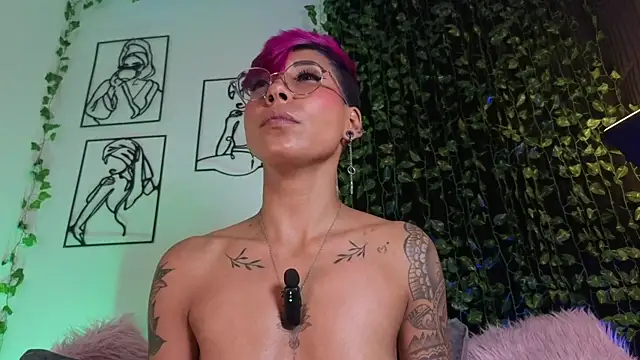 MiaMorgan_
