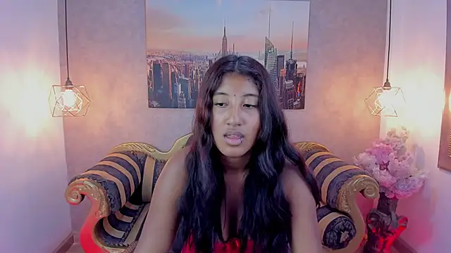 melany_brunette