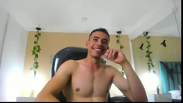 Muscle_Scott webcam