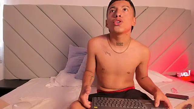 little_kris1 webcam