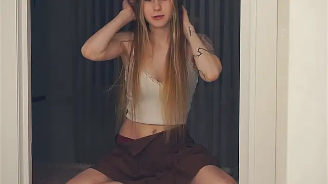 AmyMainer webcam