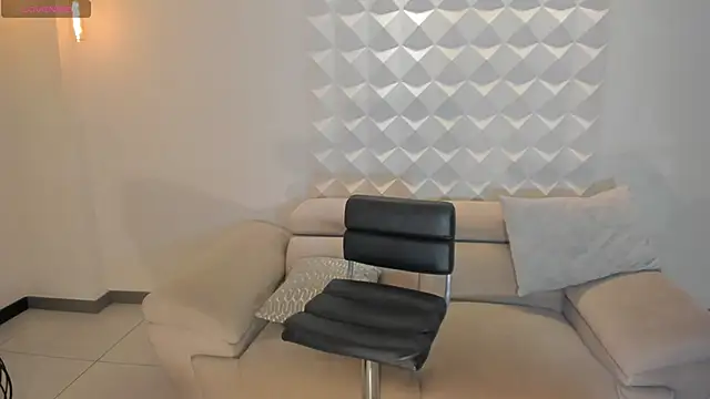 NatalieLewis webcam