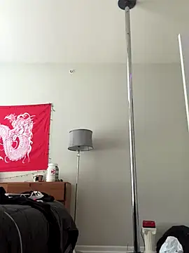 AllesandraLove webcam