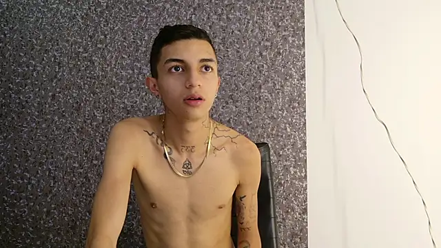NickandAbby_ webcam