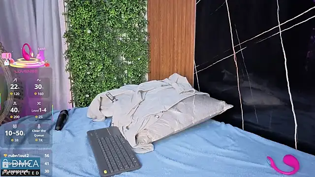 Kiara_Zahiri__