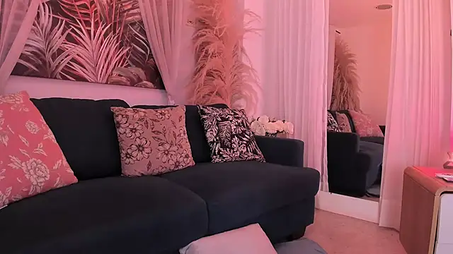 Nicolle_W