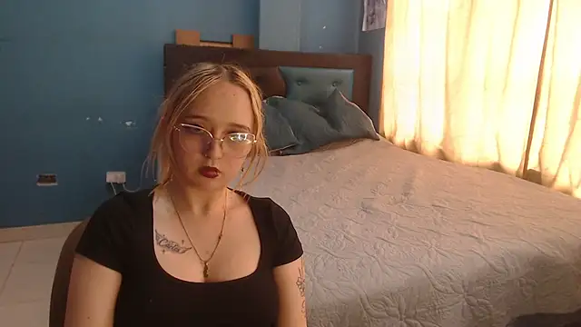 Liaroberts1 webcam
