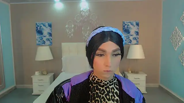Luna_LaFontaine webcam