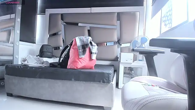 Vany_and_juliana webcam