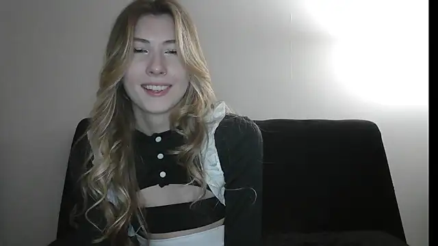 ErikaShyy webcam