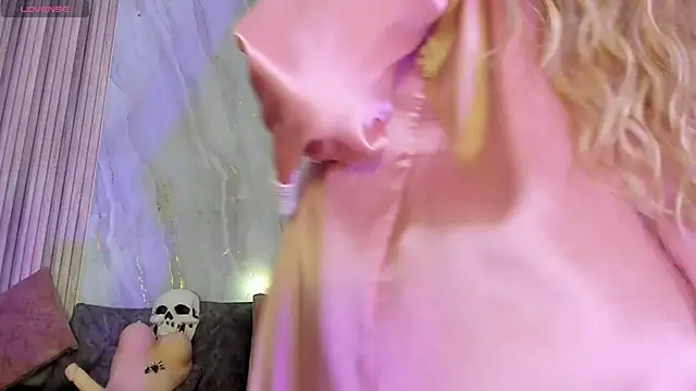 BriannaChelsea webcam