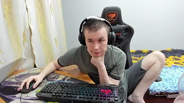 iliaskrislove webcam