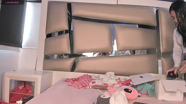 Vany_and_juliana webcam