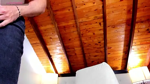 Tom_Bailey webcam