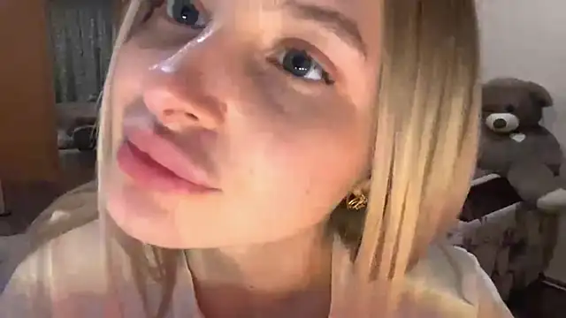 VictoriaMystery webcam