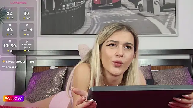 Sarah-Hart webcam