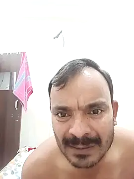 Mahira_sharma01 webcam