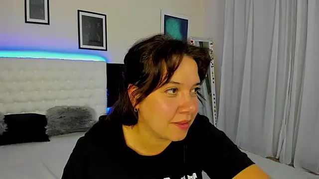 JulietteHarley webcam