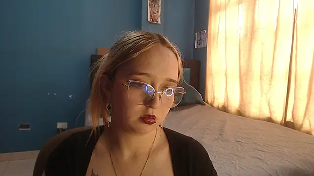 Liaroberts1 webcam
