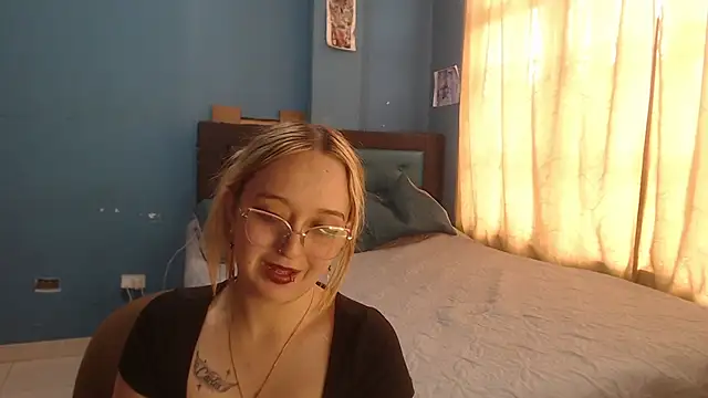 Liaroberts1 webcam