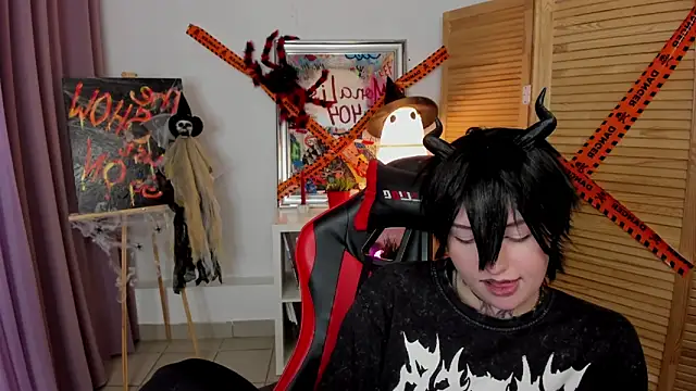 BakugoKatsuki webcam