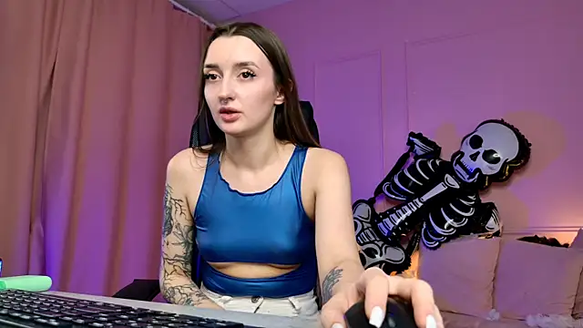 AliceLids webcam
