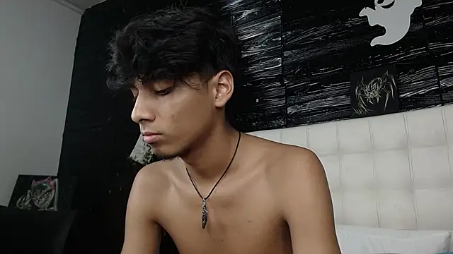 tyler_wolf1_ webcam