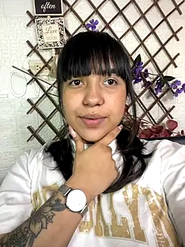 Sophi_Kalifa webcam