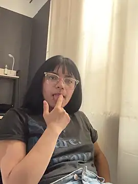 angie_rousse_ webcam
