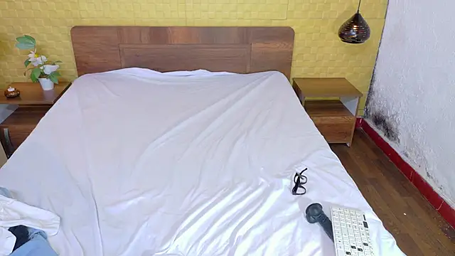 Mrs_booty webcam