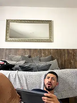 Ezzio_Scolaro webcam