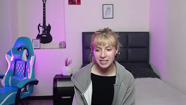 Amnesia_ webcam