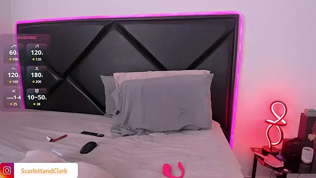 ScarlettAndClark webcam