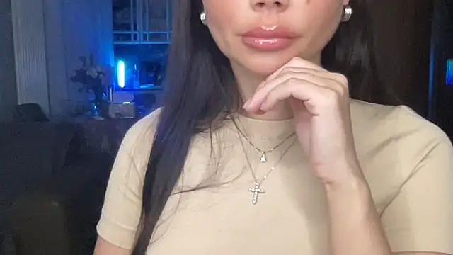 Orlinah from StripChat is Private