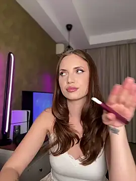AvaGianna webcam