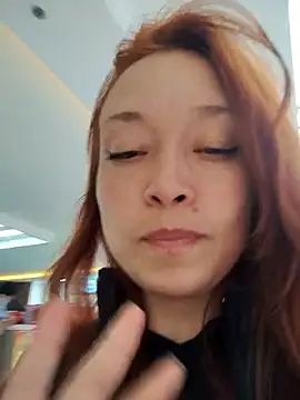 SweetBriana webcam