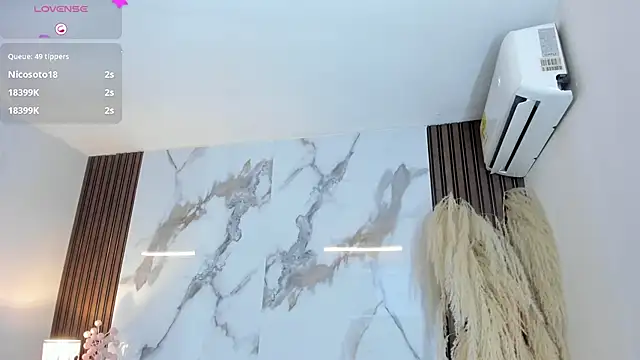 violettawatson webcam