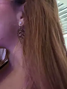 MelanieRoah webcam