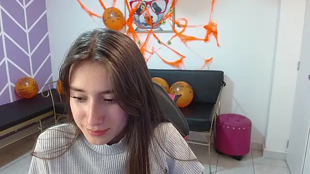 Adhara_Kitten webcam
