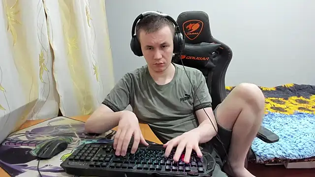 iliaskrislove - Iliaskrislove's free webcam