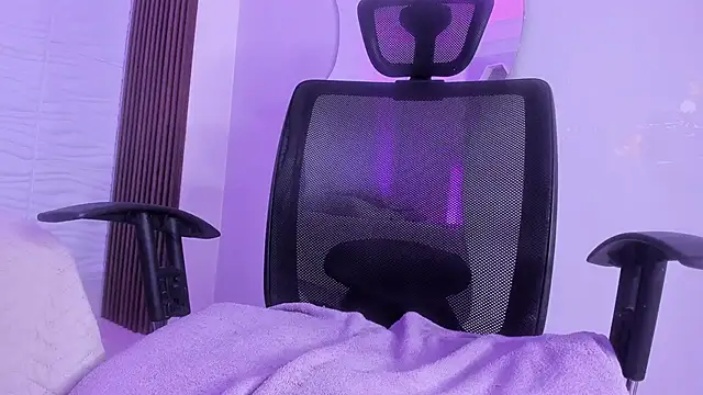 TyagoRoberts webcam